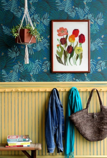 MAKE THIS: Distressed Wainscoting - painting DIY project by Colorhouse